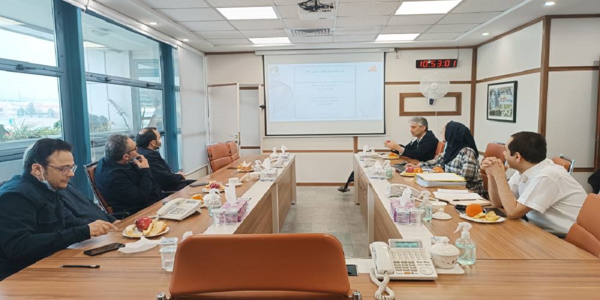 برگزاری جلسه گزارش پیشرفت پروژه‌های هفتصد دانشکده مهندسی صنایع و سیستم ها در شرکت نفت پارس